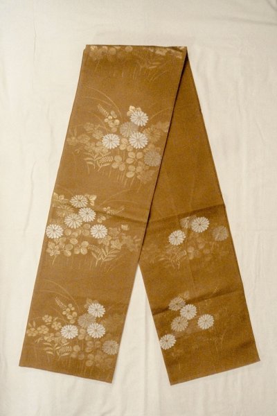 画像1: O0528A 袋帯 女性用着物 シルク（正絹）   茶色 花 【中古】 【USED】 【リサイクル】 ★★★★☆ (1)