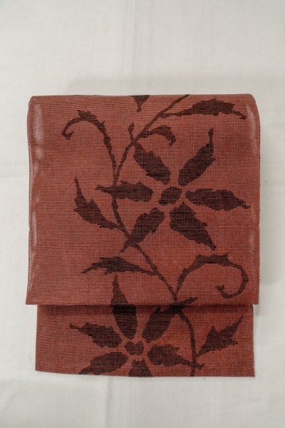 画像2: O0528D 名古屋帯 女性用着物 麻   えんじ 花 【中古】 【USED】 【リサイクル】 ★★★★☆ (2)