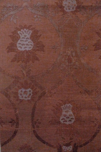 画像4: O0528K 八寸(袋名古屋)帯 女性用着物 麻 深い 灰色がかった えんじ 更紗 【中古】 【USED】 【リサイクル】 ★★★★☆ (4)