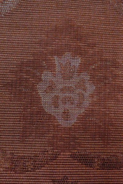 画像7: O0528K 八寸(袋名古屋)帯 女性用着物 麻 深い 灰色がかった えんじ 更紗 【中古】 【USED】 【リサイクル】 ★★★★☆ (7)