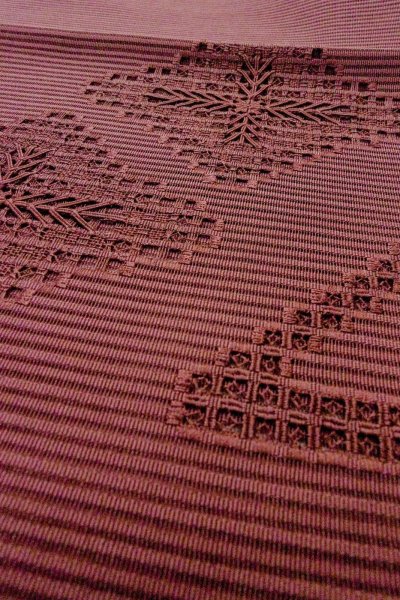 画像9: O0528N 八寸(袋名古屋)帯 女性用着物 麻   えんじ 抽象的模様 【中古】 【USED】 【リサイクル】 ★★★★☆ (9)