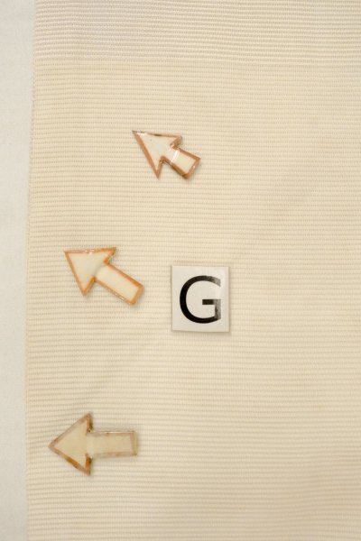 画像19: O0528Z 名古屋帯 女性用着物 麻   オフ　ホワイト 抽象的模様 【中古】 【USED】 【リサイクル】 ★★☆☆☆ (19)