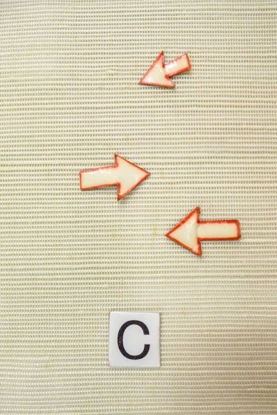 画像15: O0606B 名古屋帯 女性用着物 麻  淡い オフ　ホワイト 抽象的模様 【中古】 【USED】 【リサイクル】 ★★☆☆☆ (15)