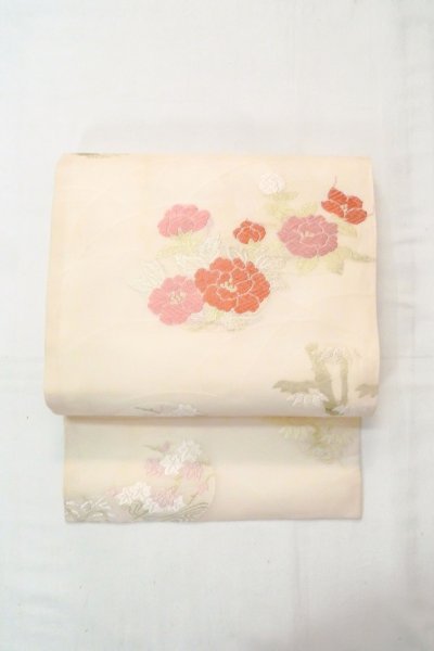 画像2: O0606D 名古屋帯 女性用着物 麻  淡い オフ　ホワイト ぼたん 【中古】 【USED】 【リサイクル】 ★★☆☆☆ (2)