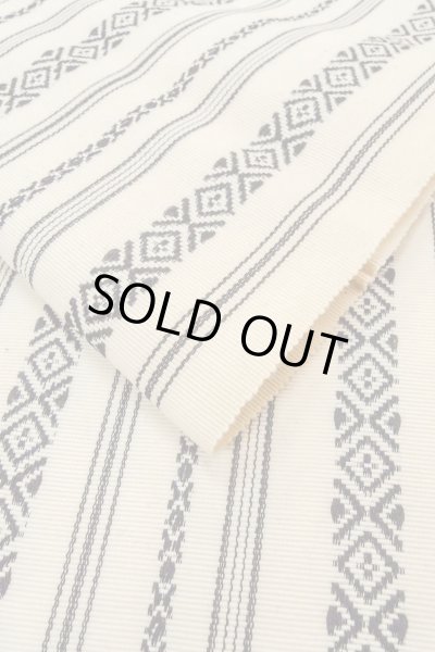 画像11: O0606P 袋帯 女性用着物 ウール   アイボリー 献上柄 【中古】 【USED】 【リサイクル】 ★☆☆☆☆ (11)