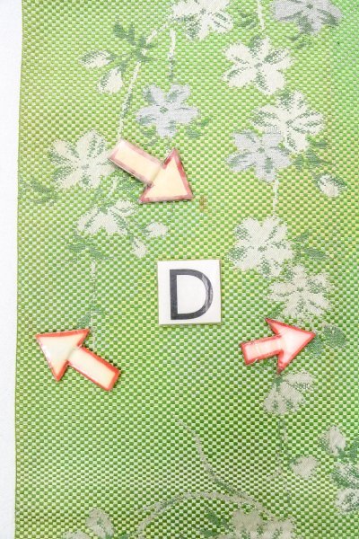 画像15: O0606Q 八寸（袋名古屋）帯 女性用着物 シルク（正絹）  光沢のある 黄緑色 桜 【中古】 【USED】 【リサイクル】 ★★☆☆☆ (15)