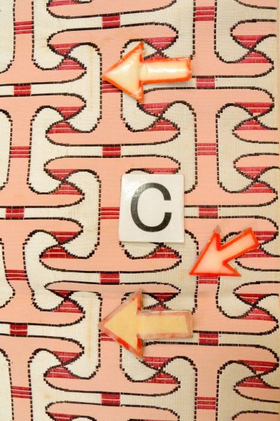 画像14: O0606X 八寸（袋名古屋）帯 女性用着物 シルク（正絹）   オフ　ホワイト 幾何学模様 【中古】 【USED】 【リサイクル】 ★★☆☆☆ (14)