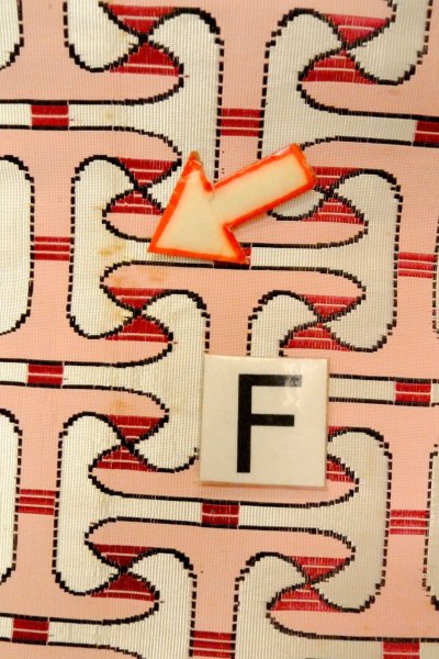 画像17: O0606X 八寸（袋名古屋）帯 女性用着物 シルク（正絹）   オフ　ホワイト 幾何学模様 【中古】 【USED】 【リサイクル】 ★★☆☆☆ (17)