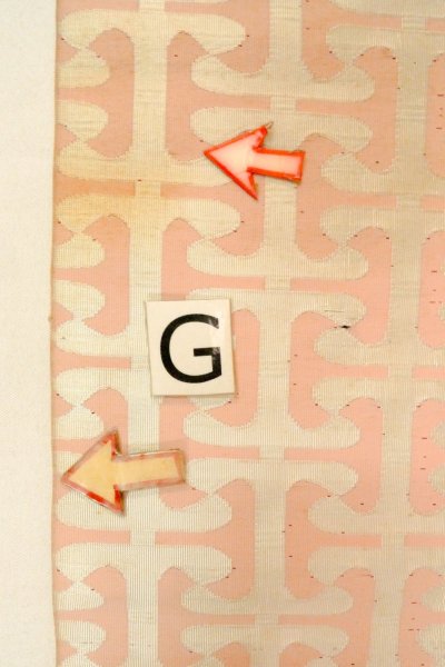 画像19: O0606X 八寸（袋名古屋）帯 女性用着物 シルク（正絹）   オフ　ホワイト 幾何学模様 【中古】 【USED】 【リサイクル】 ★★☆☆☆ (19)