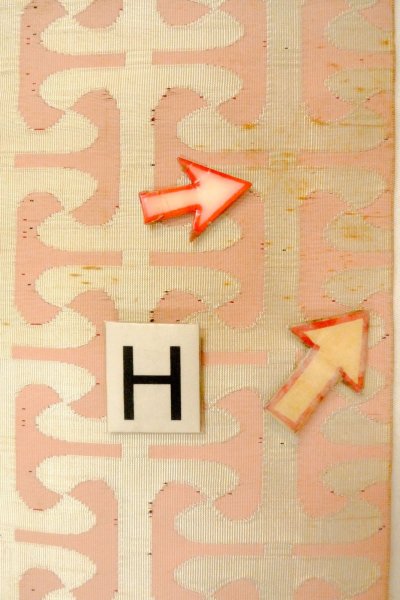 画像20: O0606X 八寸（袋名古屋）帯 女性用着物 シルク（正絹）   オフ　ホワイト 幾何学模様 【中古】 【USED】 【リサイクル】 ★★☆☆☆ (20)