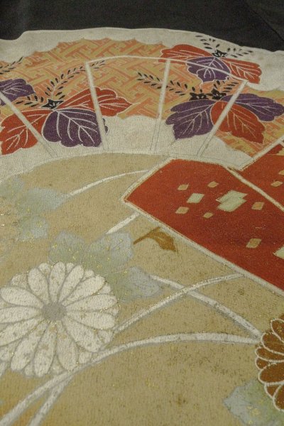 画像16: O0624F 女性用留袖  シルク（正絹） 黒, 菊 【中古】【USED】【リサイクル】 ★★☆☆☆【O0624F】 (16)