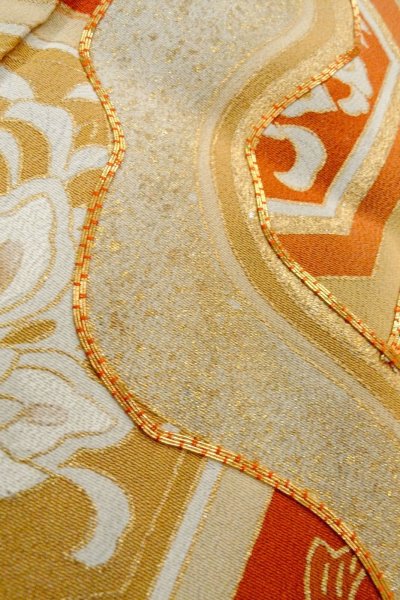 画像13: O0624G 女性用留袖  シルク（正絹） 黒, 唐花 【中古】【USED】【リサイクル】 ★☆☆☆☆【O0624G】 (13)