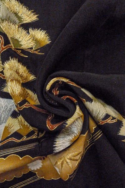 画像16: O0624H 女性用留袖  化繊 黒, 花 【中古】【USED】【リサイクル】 ★☆☆☆☆【O0624H】 (16)