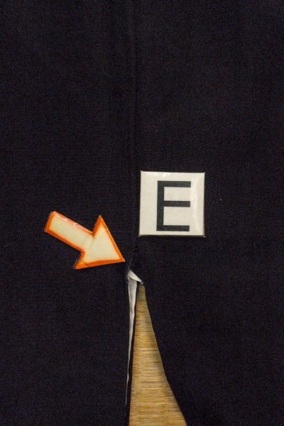 画像22: O0624H 女性用留袖  化繊 黒, 花 【中古】【USED】【リサイクル】 ★☆☆☆☆【O0624H】 (22)