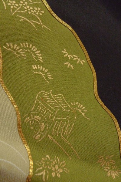 画像11: O0624I 女性用留袖  シルク（正絹） 黒, 梅 【中古】【USED】【リサイクル】 ★★★☆☆【O0624I】 (11)