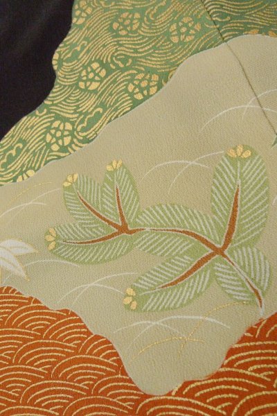 画像14: O0624I 女性用留袖  シルク（正絹） 黒, 梅 【中古】【USED】【リサイクル】 ★★★☆☆【O0624I】 (14)