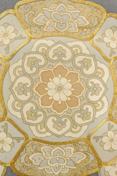 画像12: O0624J 女性用留袖  シルク（正絹） 青み灰色, 唐花 【中古】【USED】【リサイクル】 ★★★☆☆【O0624J】 (12)