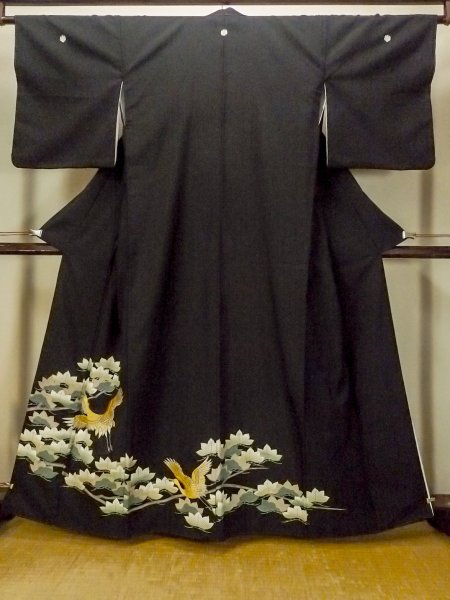 画像1: O0624K 女性用留袖  化繊 黒, 葉 【中古】【USED】【リサイクル】 ★☆☆☆☆【O0624K】 (1)