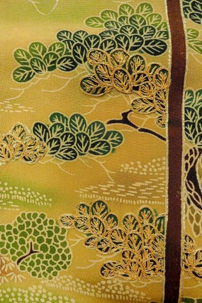 画像8: O0624L 女性用留袖  シルク（正絹） 黒, 花 【中古】【USED】【リサイクル】 ★★★☆☆【O0624L】 (8)