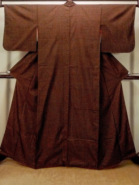 画像1: O0624M 女性用紬  シルク（正絹） 深い黄色, チェック柄 【中古】【USED】【リサイクル】 ★★★☆☆【O0624M】 (1)