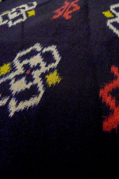 画像8: O0624N 女性用織  シルク（正絹） 黒, 幾何学模様 【中古】【USED】【リサイクル】 ★★★☆☆【O0624N】 (8)