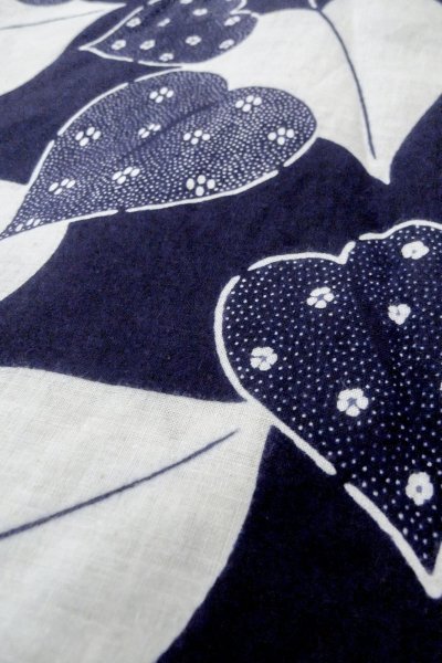 画像8: O0624O 女性用浴衣（日本製）  綿麻 藍, 花 【中古】【USED】【リサイクル】 ★★☆☆☆【O0624O】 (8)
