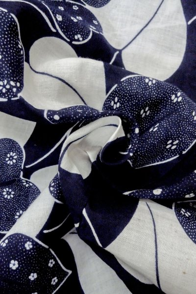 画像12: O0624O 女性用浴衣（日本製）  綿麻 藍, 花 【中古】【USED】【リサイクル】 ★★☆☆☆【O0624O】 (12)