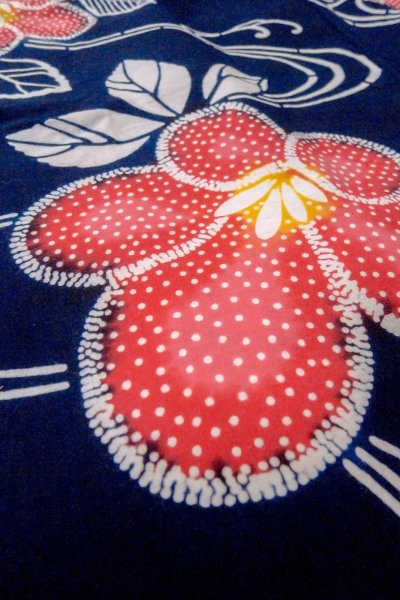 画像10: O0624Q 女性用注染浴衣  綿 藍, 花 【中古】【USED】【リサイクル】 ★☆☆☆☆【O0624Q】 (10)