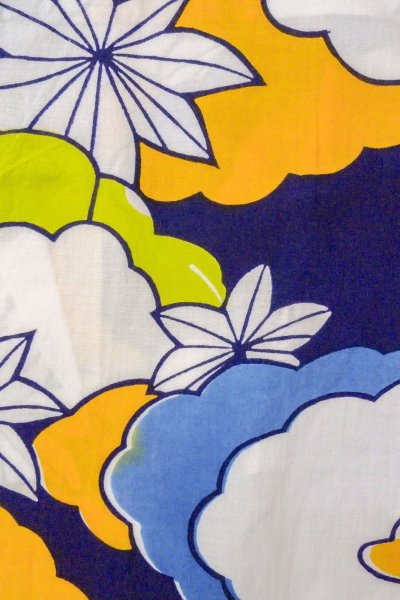 画像6: O0624S 女性用浴衣（日本製）  綿 藍, もみじ 【中古】【USED】【リサイクル】 ★★☆☆☆【O0624S】 (6)