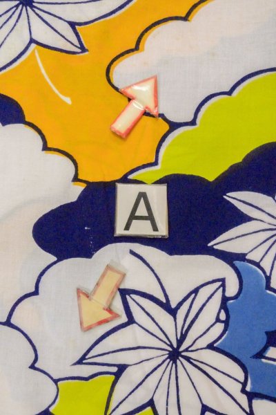 画像14: O0624S 女性用浴衣（日本製）  綿 藍, もみじ 【中古】【USED】【リサイクル】 ★★☆☆☆【O0624S】 (14)