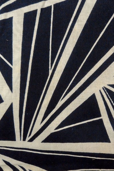 画像5: O0624W 女性用浴衣（日本製）  綿 深い藍, 幾何学模様 【中古】【USED】【リサイクル】 ★★☆☆☆【O0624W】 (5)