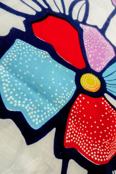 画像8: O0624Y 女性用浴衣（日本製）  綿 白, 花 【中古】【USED】【リサイクル】 ★★★☆☆【O0624Y】 (8)