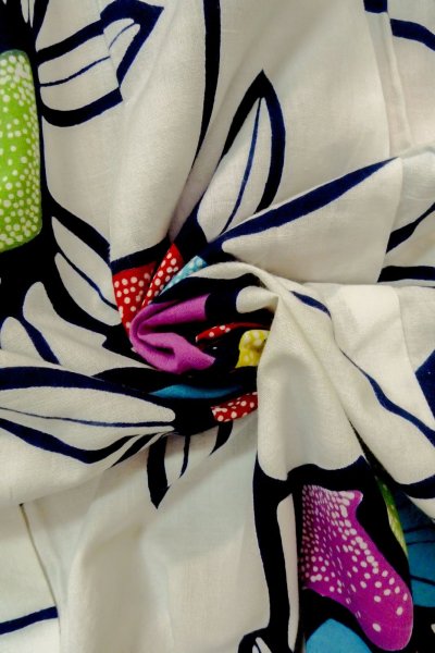 画像12: O0624Y 女性用浴衣（日本製）  綿 白, 花 【中古】【USED】【リサイクル】 ★★★☆☆【O0624Y】 (12)
