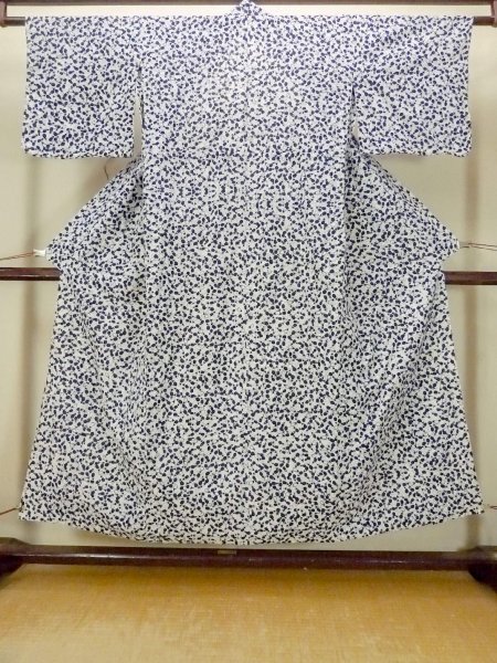 画像1: O0624Z 女性用浴衣（日本製）  綿 白, 氷割 【中古】【USED】【リサイクル】 ★☆☆☆☆【O0624Z】 (1)