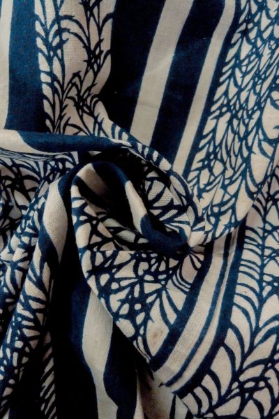 画像12: O0625D 女性用浴衣（日本製）  綿麻 藍, 草 【中古】【USED】【リサイクル】 ★★☆☆☆【O0625D】 (12)