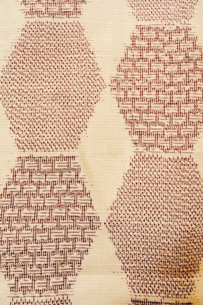 画像6: O0711B 女性用紬  シルク（正絹） オフ　ホワイト, 幾何学模様 【中古】【USED】【リサイクル】 ★★★☆☆【O0711B】 (6)