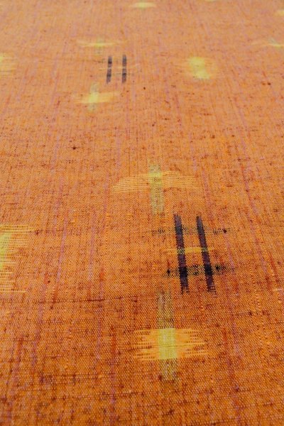 画像9: O0711C 女性用紬  シルク（正絹） 橙色, チェック柄 【中古】【USED】【リサイクル】 ★★★★☆【O0711C】 (9)