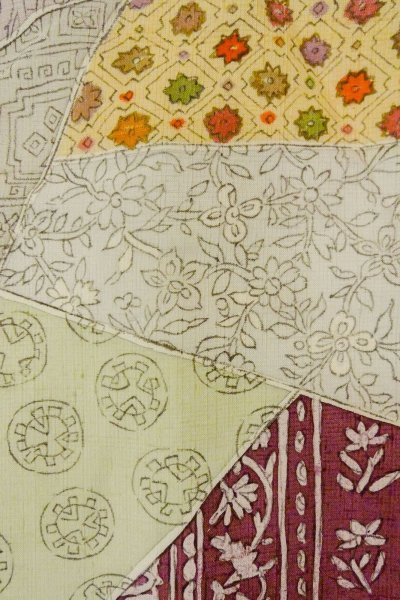 画像7: O0711E 女性用小紋  シルク（正絹） マルチカラー, 花 【中古】【USED】【リサイクル】 ★★★★☆【O0711E】 (7)