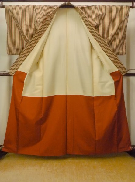 画像2: O0711G 女性用紬  シルク（正絹） マルチカラー, 縞 【中古】【USED】【リサイクル】 ★★★☆☆【O0711G】 (2)