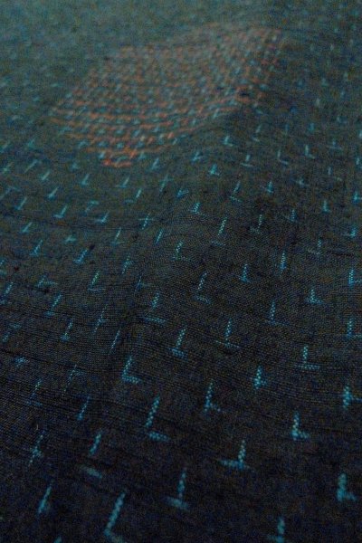 画像10: O0711H 女性用紬 石下結城紬 シルク（正絹） 黒, 亀甲 【中古】【USED】【リサイクル】 ★★★★☆【O0711H】 (10)