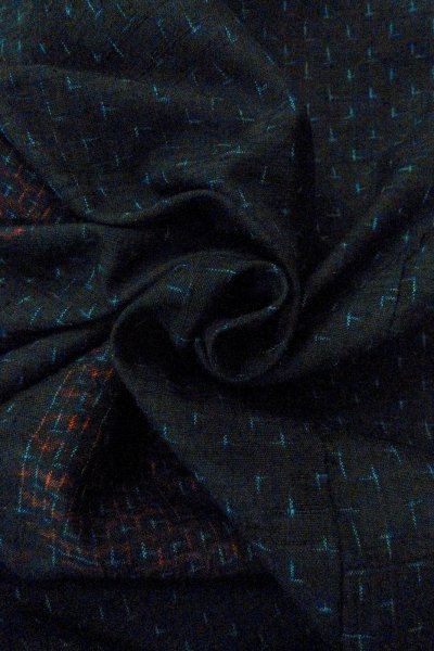画像12: O0711H 女性用紬 石下結城紬 シルク（正絹） 黒, 亀甲 【中古】【USED】【リサイクル】 ★★★★☆【O0711H】 (12)