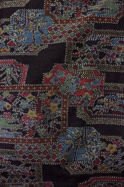 画像3: O0711M 女性用紬  シルク（正絹） 黒, 花 【中古】【USED】【リサイクル】 ★★★☆☆【O0711M】 (3)