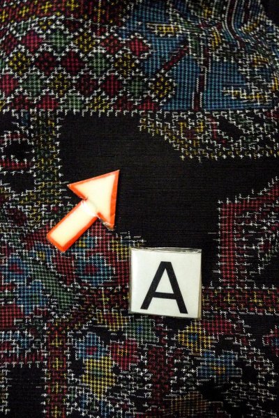 画像14: O0711M 女性用紬  シルク（正絹） 黒, 花 【中古】【USED】【リサイクル】 ★★★☆☆【O0711M】 (14)