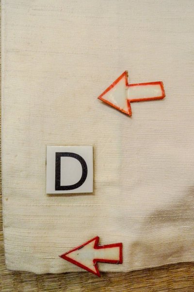 画像17: O0711P 女性用紬  シルク（正絹） オフ　ホワイト, 蝶々 【中古】【USED】【リサイクル】 ★★☆☆☆【O0711P】 (17)