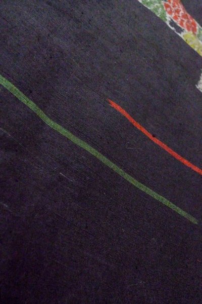 画像8: O0711R 女性用紬  シルク（正絹） 黒, 花 【中古】【USED】【リサイクル】 ★★★☆☆【O0711R】 (8)