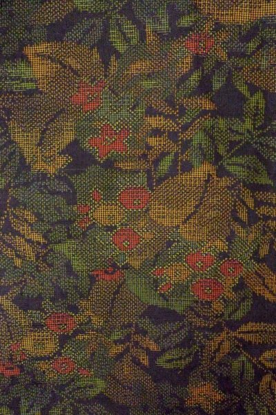 画像4: O0711S 女性用紬  シルク（正絹） 黒, 花 【中古】【USED】【リサイクル】 ★☆☆☆☆【O0711S】 (4)