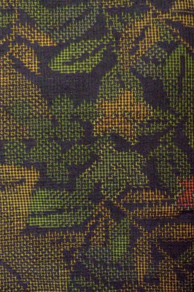 画像7: O0711S 女性用紬  シルク（正絹） 黒, 花 【中古】【USED】【リサイクル】 ★☆☆☆☆【O0711S】 (7)