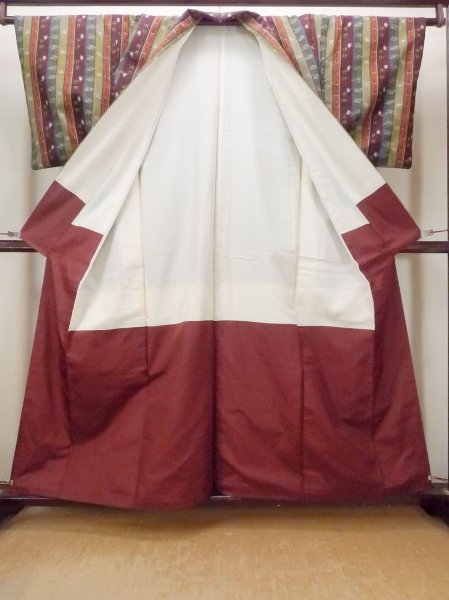 画像2: O0711X 女性用紬  シルク（正絹） 深いマルチカラー, 鳥 【中古】【USED】【リサイクル】 ★★★☆☆【O0711X】 (2)