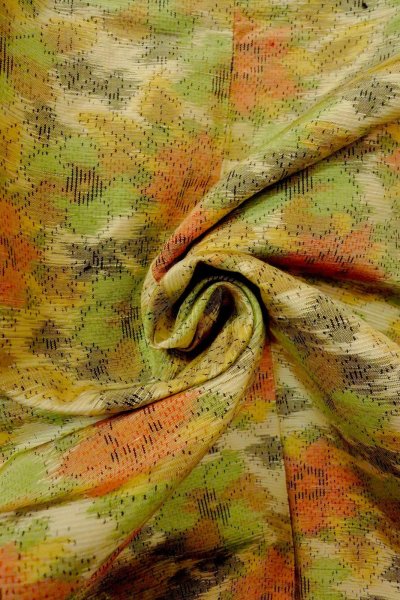 画像12: O0711Y 女性用紬 十日町紬 シルク（正絹） 淡いオフ　ホワイト, 花 【中古】【USED】【リサイクル】 ★★★★☆【O0711Y】 (12)