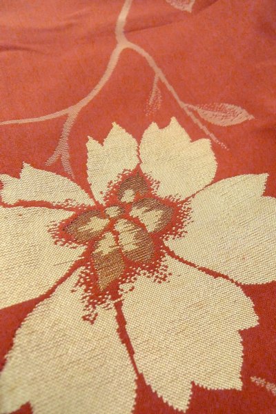 画像10: O0712D 女性用織  シルク（正絹） 珊瑚色, 花 【中古】【USED】【リサイクル】 ★★★☆☆【O0712D】 (10)